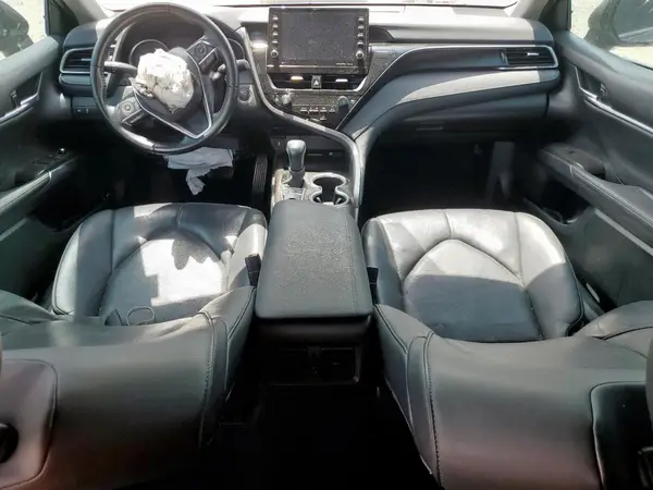 4T1F11AK6NU065671 2022 TOYOTA CAMRY - Image 8