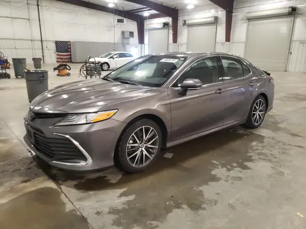 4T1F11AK6PU153509 2023 TOYOTA CAMRY - Image 1