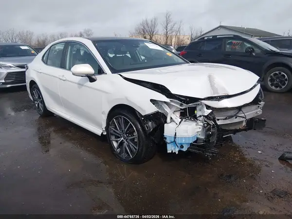 4T1F11AK6PU741278 2023 TOYOTA CAMRY - Image 1