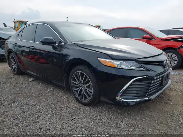 4T1F11AK6RU230382 2024 TOYOTA CAMRY - Image 1