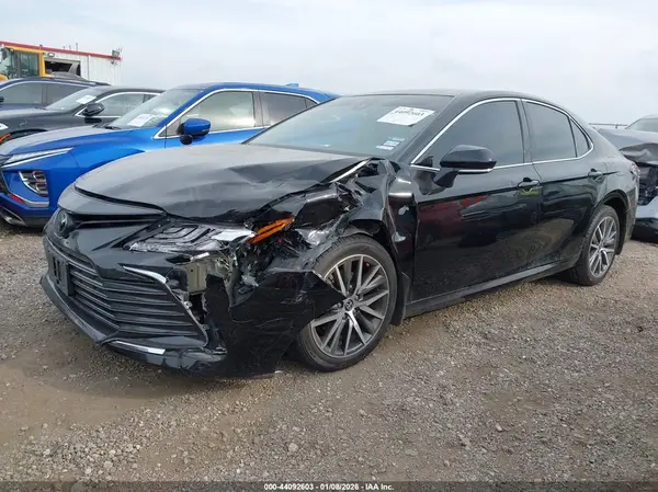 4T1F11AK6RU230382 2024 TOYOTA CAMRY - Image 2