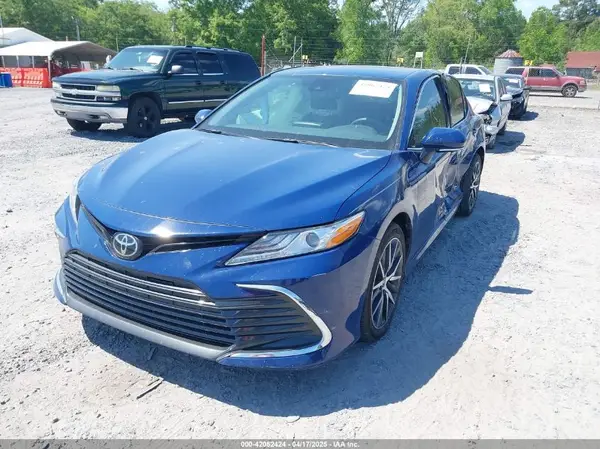 4T1F11AK6RU240684 2024 TOYOTA CAMRY - Image 2