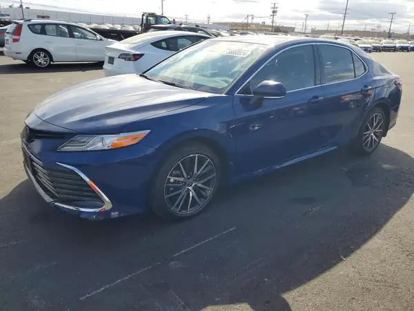 4T1F11AK6RU258621 2024 TOYOTA CAMRY - Image 1
