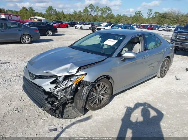 4T1F11AK6RU877669 2024 TOYOTA CAMRY - Image 2