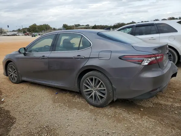 4T1F11AK6RU907947 2024 TOYOTA CAMRY - Image 2