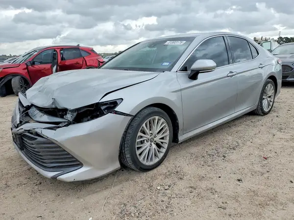 4T1F11AK7LU391573 2020 TOYOTA CAMRY - Image 1