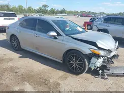 4T1F11AK7MU450624 2021 TOYOTA CAMRY