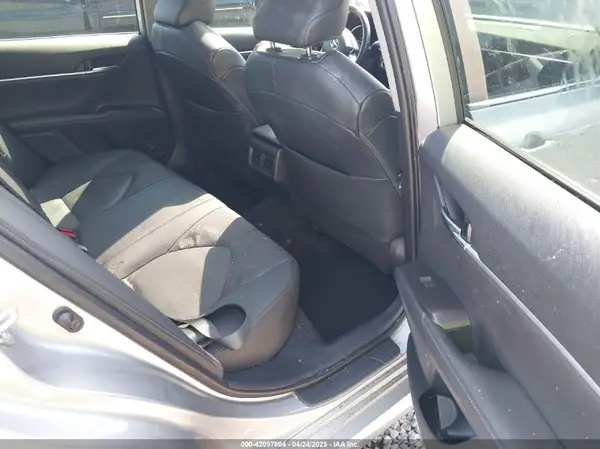 4T1F11AK7MU616060 2021 TOYOTA CAMRY - Image 8