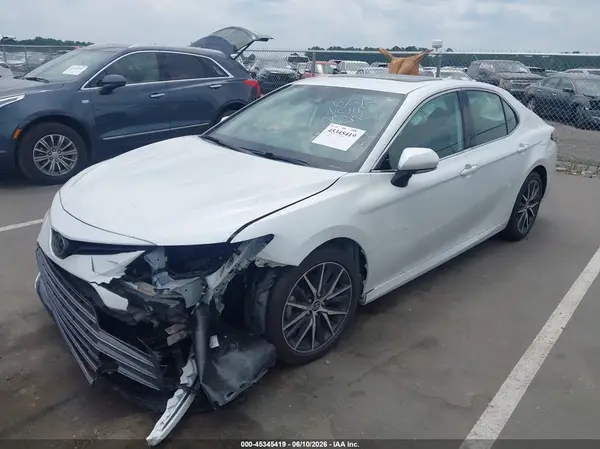 4T1F11AK7PU086788 2023 TOYOTA CAMRY - Image 2