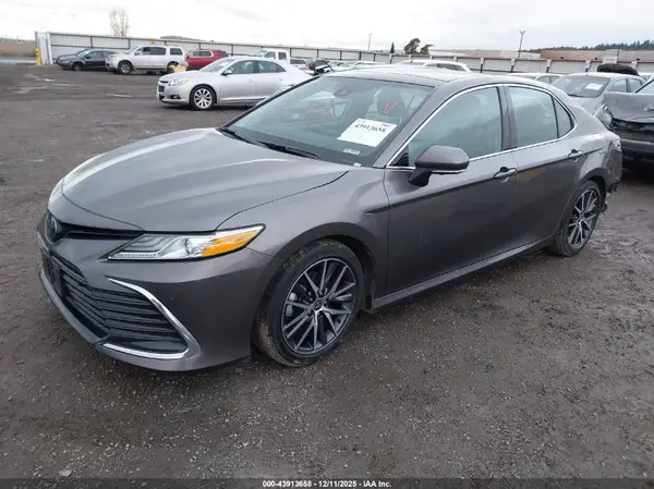 4T1F11AK7PU110748 2023 TOYOTA CAMRY - Image 2