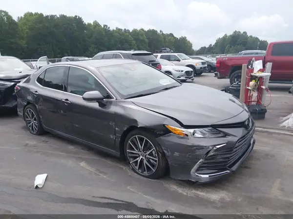 4T1F11AK7PU761765 2023 TOYOTA CAMRY - Image 1