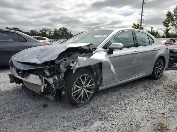 4T1F11AK7RU895016 2024 TOYOTA CAMRY - Image 1