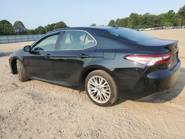 4T1F11AK8LU910954 2020 TOYOTA CAMRY - Image 2