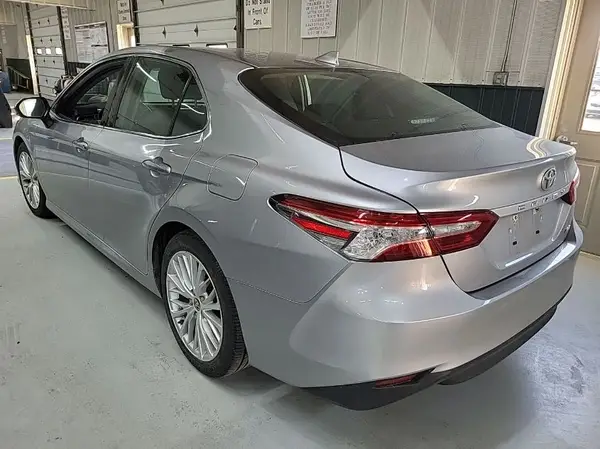 4T1F11AK8LU994855 2020 TOYOTA CAMRY - Image 2