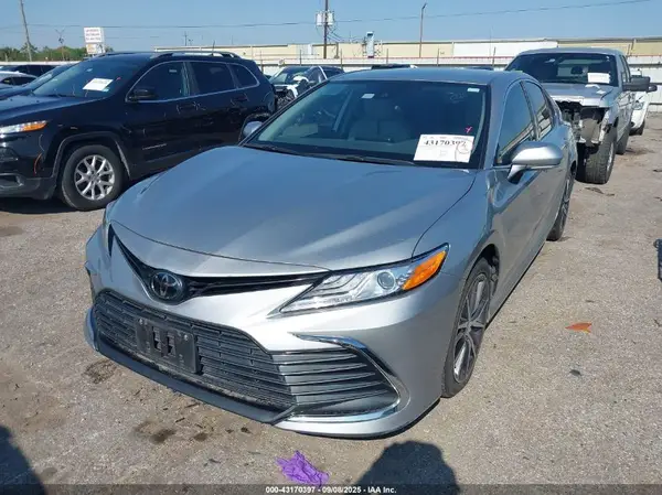 4T1F11AK8PU166052 2023 TOYOTA CAMRY - Image 2