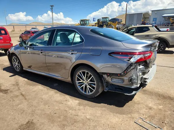 4T1F11AK8PU728290 2023 TOYOTA CAMRY - Image 2