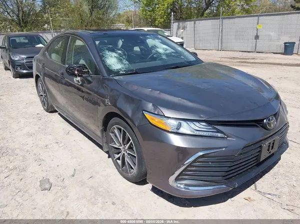 4T1F11AK8PU742786 2023 TOYOTA CAMRY - Image 1