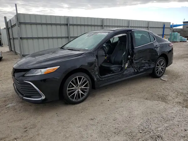 4T1F11AK8PU744327 2023 TOYOTA CAMRY - Image 1