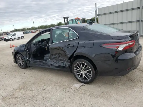 4T1F11AK8PU744327 2023 TOYOTA CAMRY - Image 2