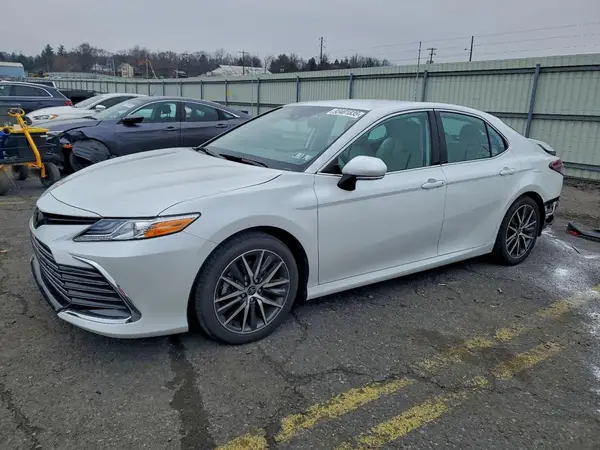 4T1F11AK8PU810617 2023 TOYOTA CAMRY - Image 1