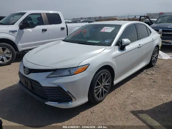 4T1F11AK8RU192427 2024 TOYOTA CAMRY - Image 2