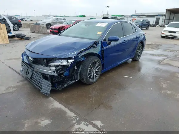 4T1F11AK8RU211462 2024 TOYOTA CAMRY - Image 2