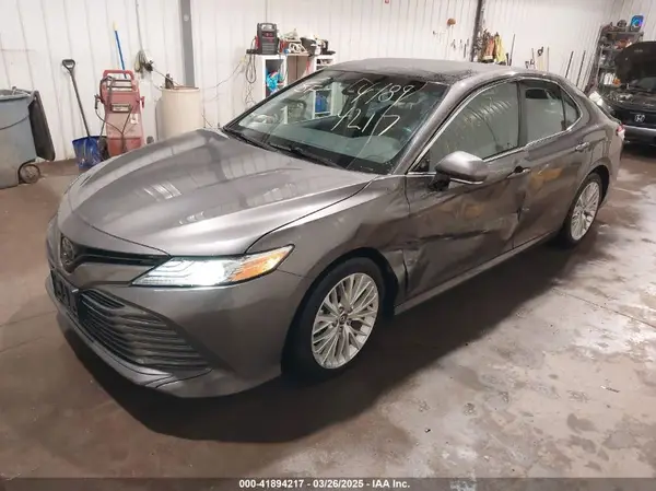 4T1F11AK9LU309293 2020 TOYOTA CAMRY - Image 2