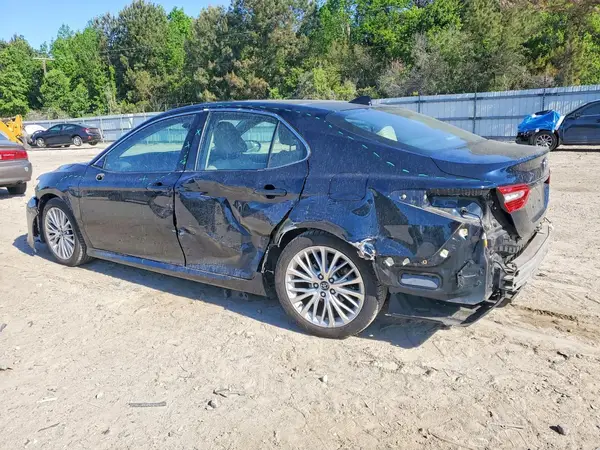 4T1F11AK9LU342875 2020 TOYOTA CAMRY - Image 2