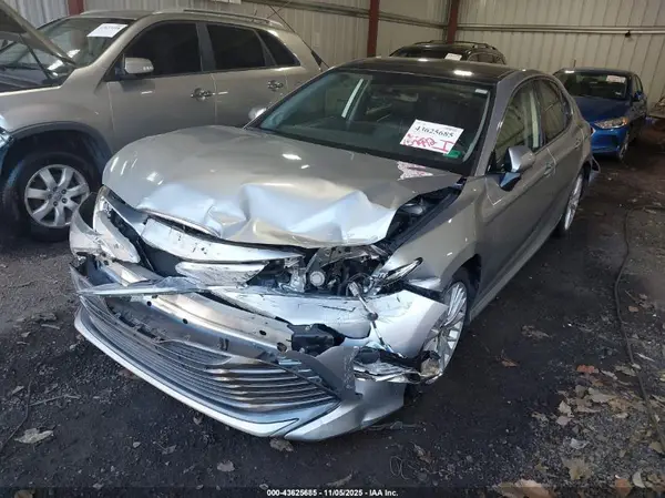 4T1F11AK9LU939332 2020 TOYOTA CAMRY - Image 2