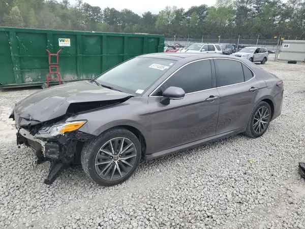 4T1F11AK9MU605688 2021 TOYOTA CAMRY - Image 1