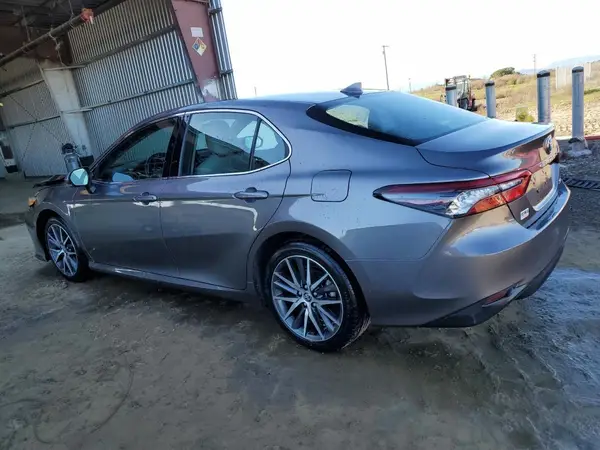 4T1F11AK9PU816510 2023 TOYOTA CAMRY - Image 2