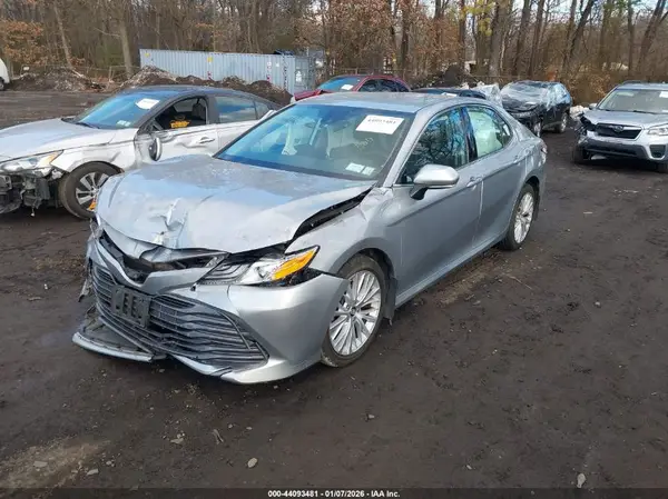 4T1F11AKXLU306029 2020 TOYOTA CAMRY - Image 2