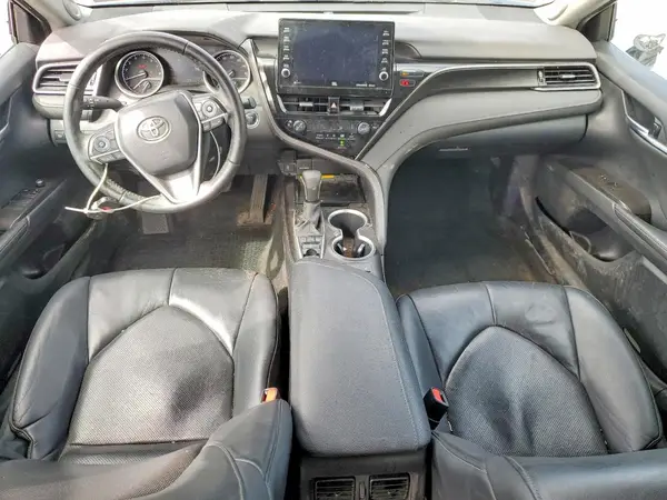 4T1F11AKXMU521363 2021 TOYOTA CAMRY - Image 8