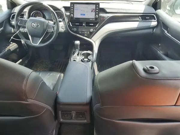 4T1F11AKXMU611564 2021 TOYOTA CAMRY - Image 8