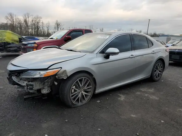 4T1F11AKXPU092486 2023 TOYOTA CAMRY - Image 1