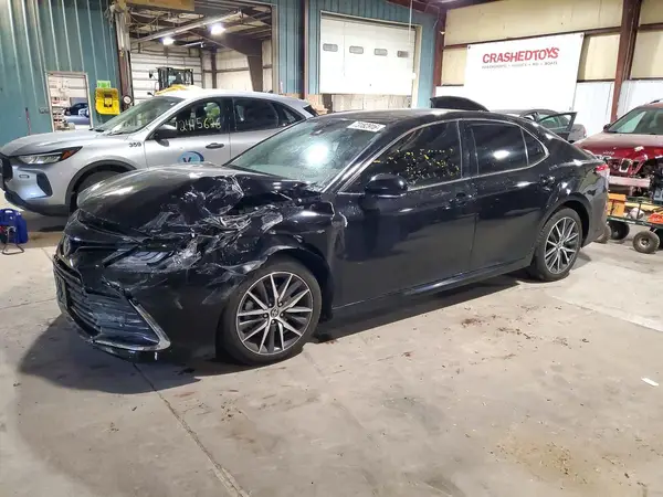 4T1F11AKXPU154176 2023 TOYOTA CAMRY - Image 1