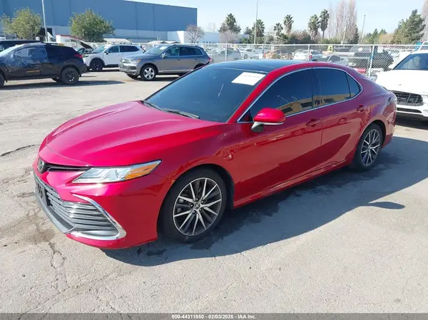 4T1F11AKXPU172208 2023 TOYOTA CAMRY - Image 2
