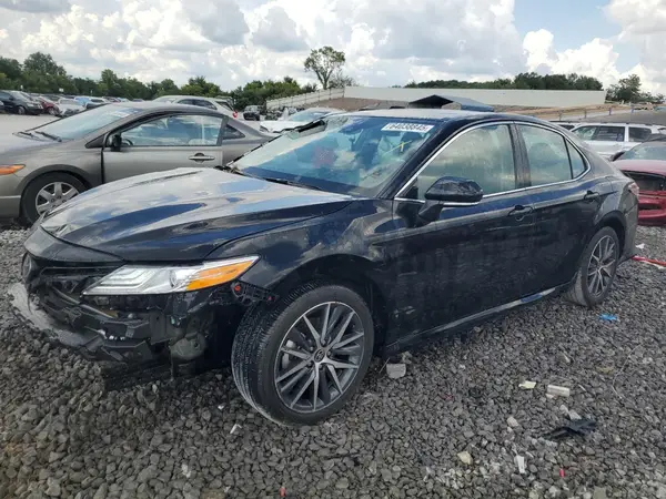 4T1F11AKXRU233804 2024 TOYOTA CAMRY - Image 1