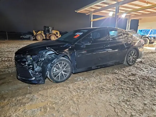 4T1F11AKXRU244608 2024 TOYOTA CAMRY - Image 1