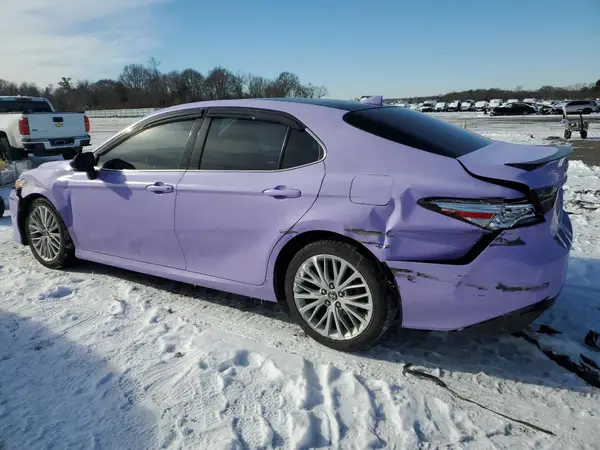 4T1F11BK0LU005932 2020 TOYOTA CAMRY - Image 2