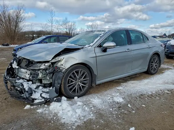4T1F11BK0MU034946 2021 TOYOTA CAMRY - Image 1