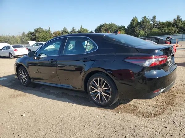 4T1F11BK0MU042853 2021 TOYOTA CAMRY - Image 2