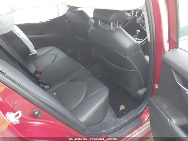4T1F11BK0NU055782 2022 TOYOTA CAMRY - Image 8