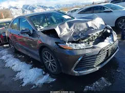 4T1F11BK0NU061677 2022 TOYOTA CAMRY