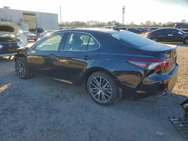 4T1F11BK0PU088882 2023 TOYOTA CAMRY - Image 2
