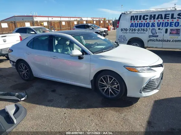 4T1F11BK0PU098537 2023 TOYOTA CAMRY - Image 1