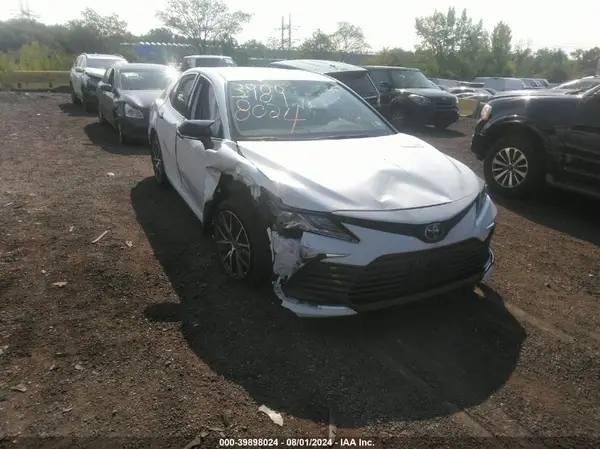 4T1F11BK0PU098747 2023 TOYOTA CAMRY - Image 1