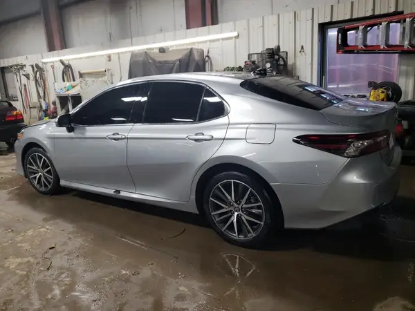 4T1F11BK0RU108244 2024 TOYOTA CAMRY - Image 2
