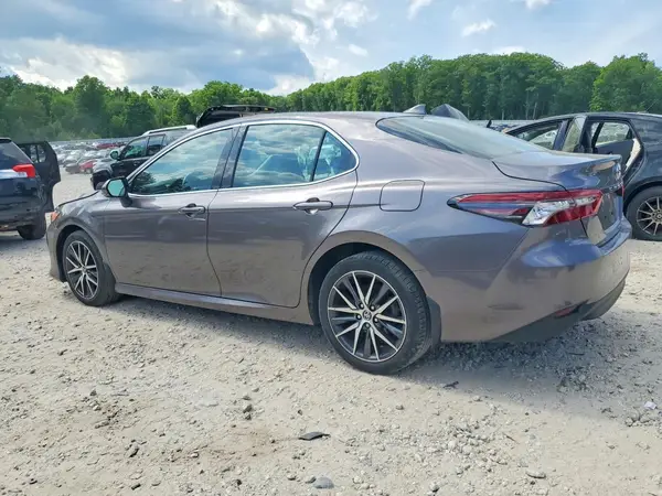 4T1F11BK0RU128087 2024 TOYOTA CAMRY - Image 2