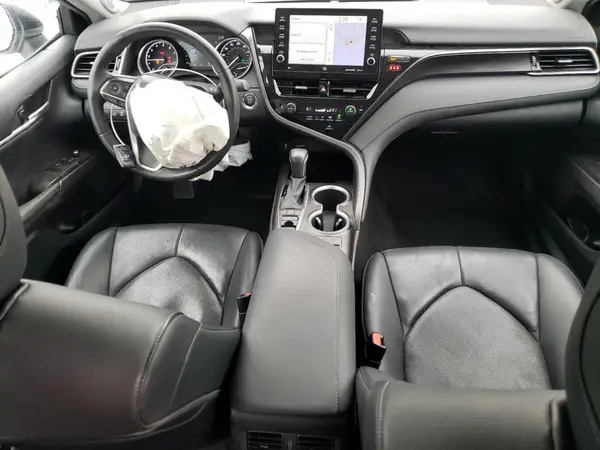 4T1F11BK1MU020747 2021 TOYOTA CAMRY - Image 8